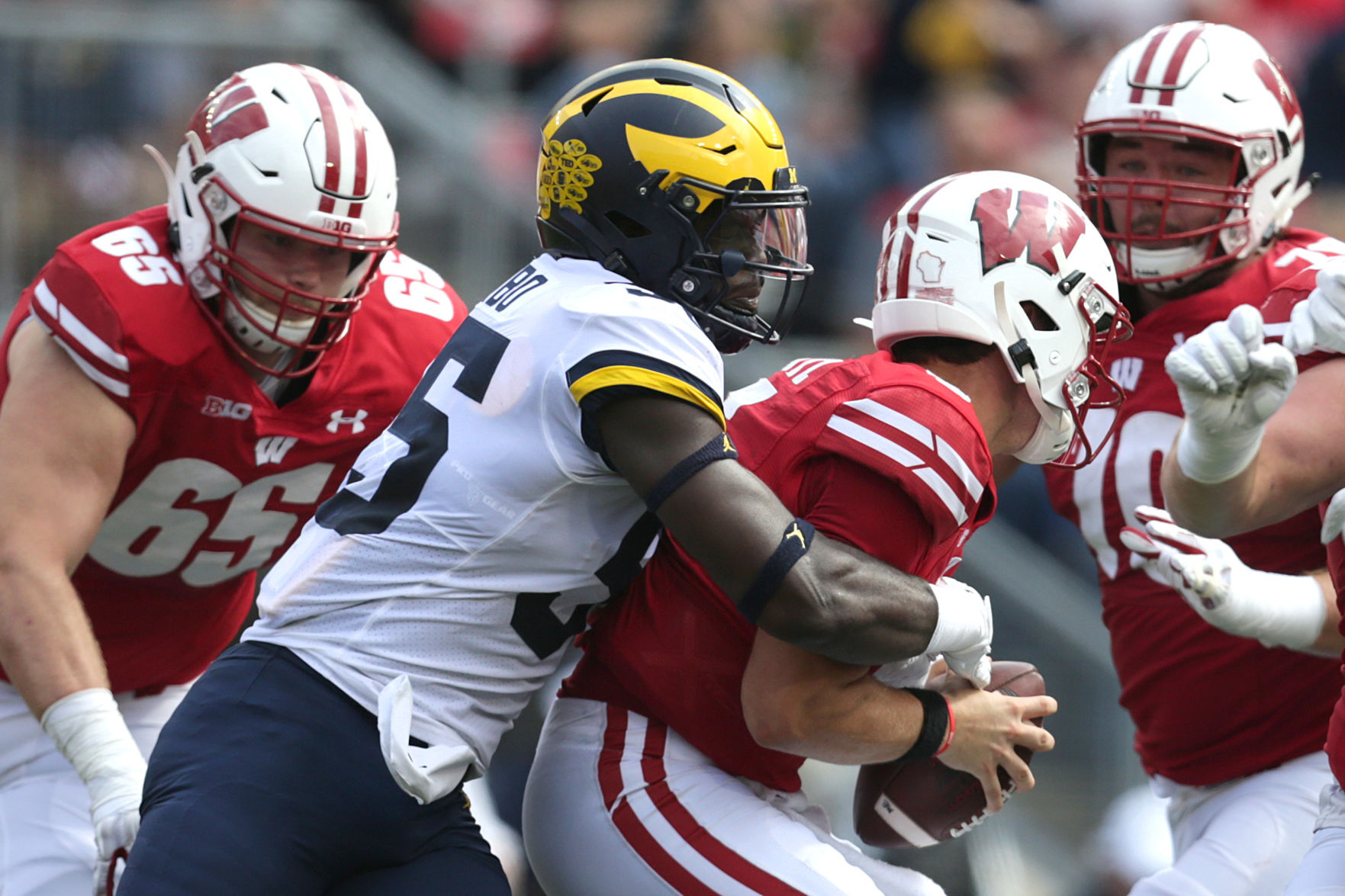 100221_uwmichigan_10-10022021162058